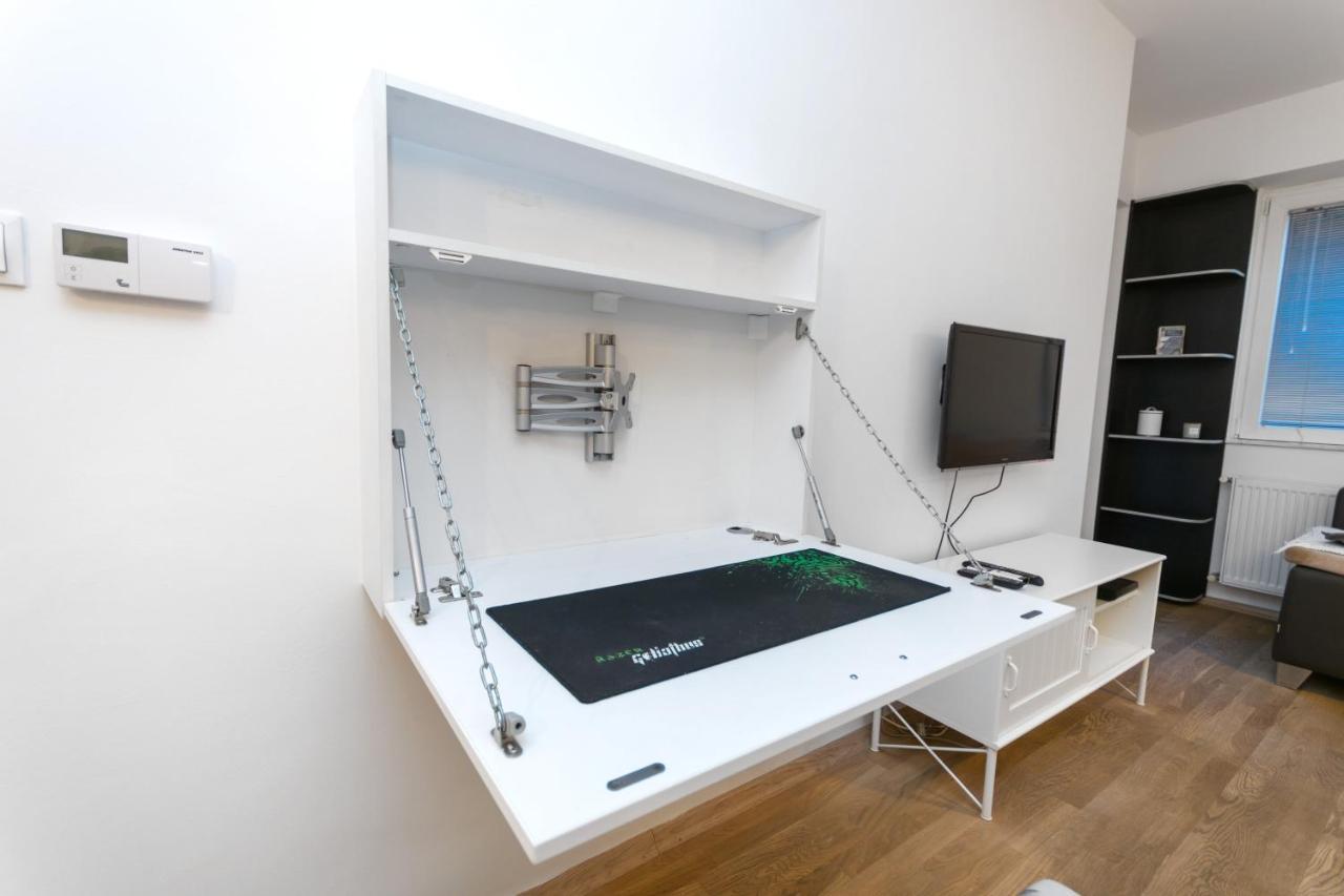 One Bedroom Apartment With Private Parking Skopje Exteriér fotografie