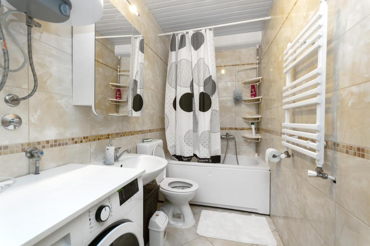 One Bedroom Apartment With Private Parking Skopje Exteriér fotografie